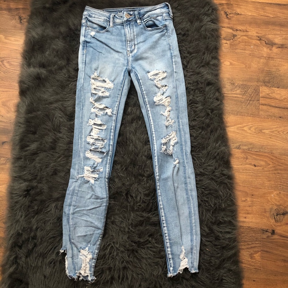 american eagle ripped skinny jeans